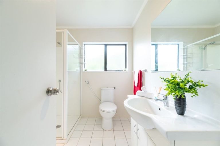 Photo of property in 71 Miro Street, New Lynn, Auckland, 0600