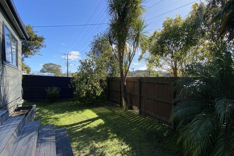 Photo of property in 234 Henderson Valley Road, Henderson, Auckland, 0612