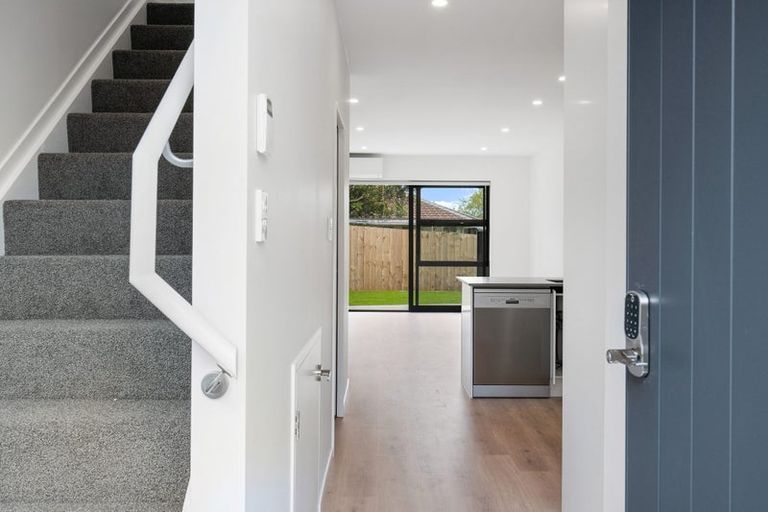 Photo of property in 4/28 Matapouri Road, Mangere Bridge, Auckland, 2022