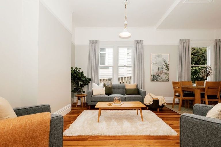 Photo of property in 7 Zohrab Street, Hataitai, Wellington, 6021
