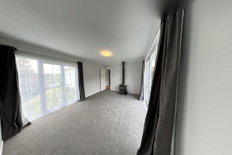Photo of property in 11 Sydney Crescent, Raumati South, Paraparaumu, 5032