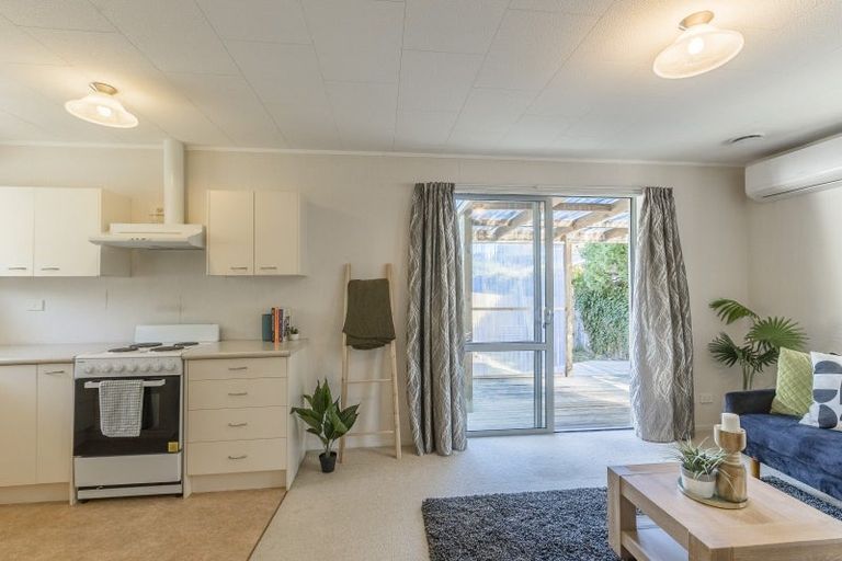 Photo of property in 3 Rongomau Lane, Raumati South, Paraparaumu, 5032