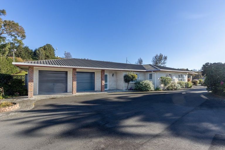 Photo of property in 208 Adelaide Road, Dannevirke, 4930