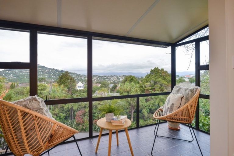 Photo of property in 23 Homewood Avenue, Karori, Wellington, 6012