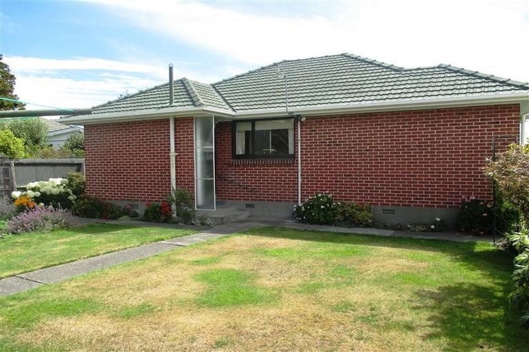 Photo of property in 23 Renfrew Street, Upper Riccarton, Christchurch, 8041