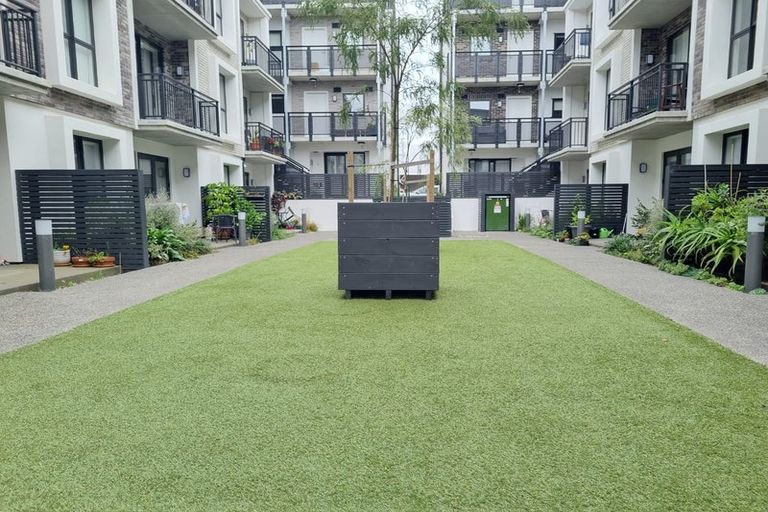 Photo of property in 2/16a Constable Street, Newtown, Wellington, 6021