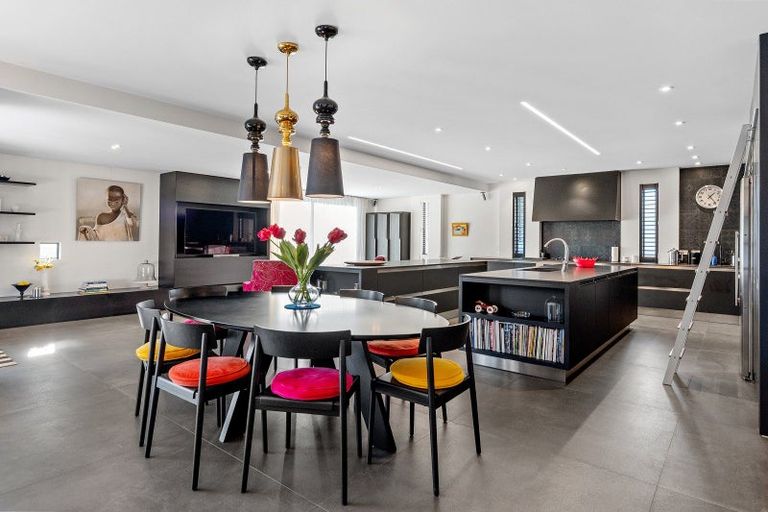 Photo of property in 7 Helmores Lane, Merivale, Christchurch, 8014