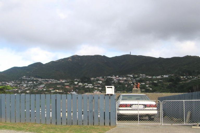 Photo of property in 42 Victory Avenue, Karori, Wellington, 6012