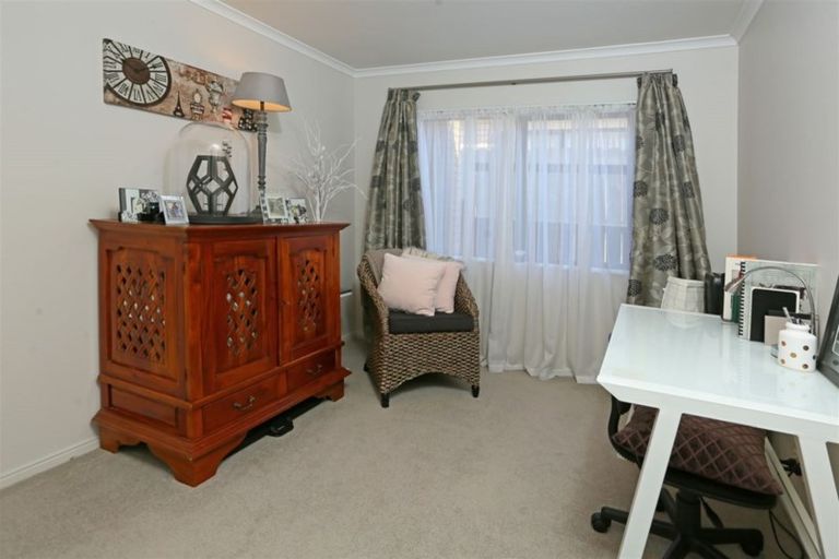 Photo of property in 34 Espalier Drive, Henderson, Auckland, 0612