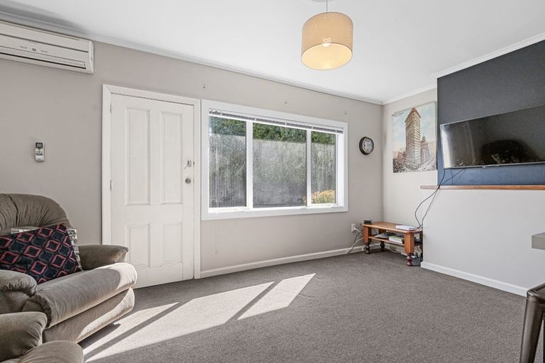 Photo of property in 2/20 Donald Place, St Albans, Christchurch, 8014