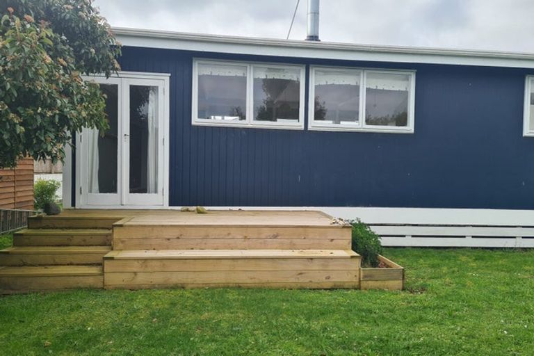 Photo of property in 25a Kent Street, Carterton, 5713