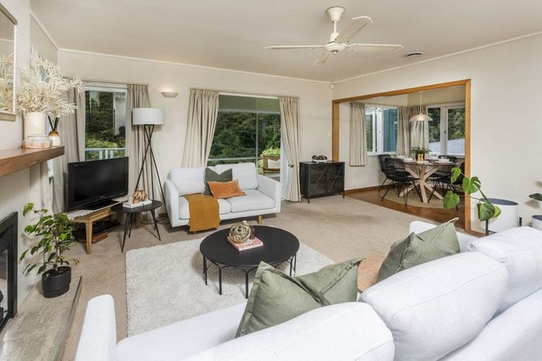 Photo of property in 64 Eskdale Road, Birkdale, Auckland, 0626