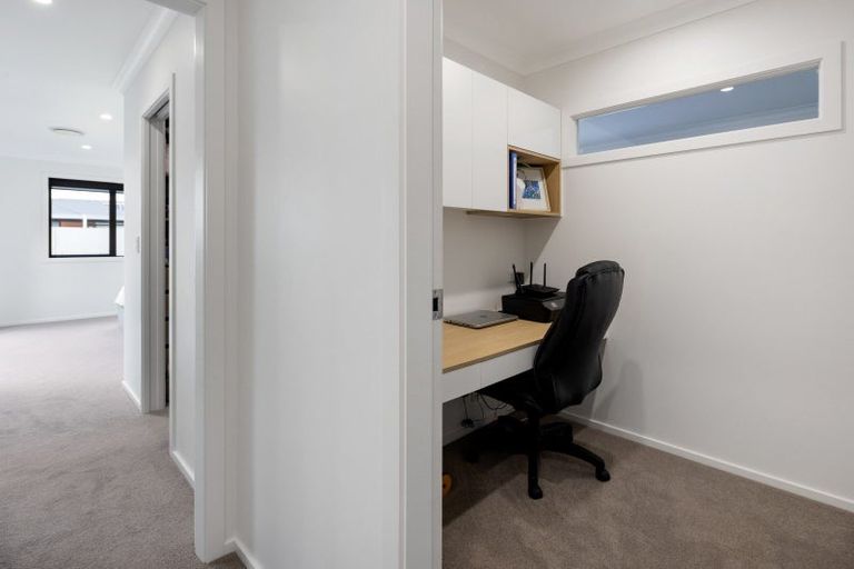 Photo of property in 34 Mike Smith Drive, Cambridge, 3434