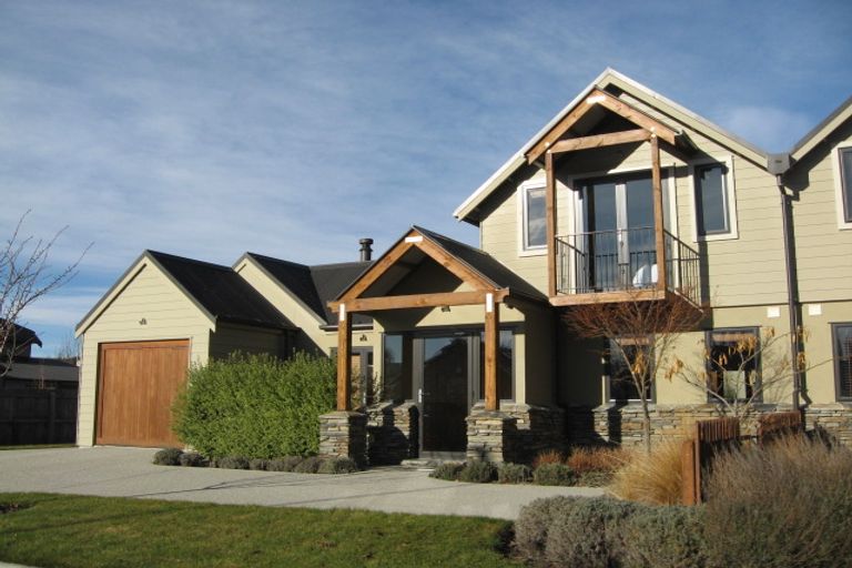 Photo of property in 2b Lansdown Street, Wanaka, 9305