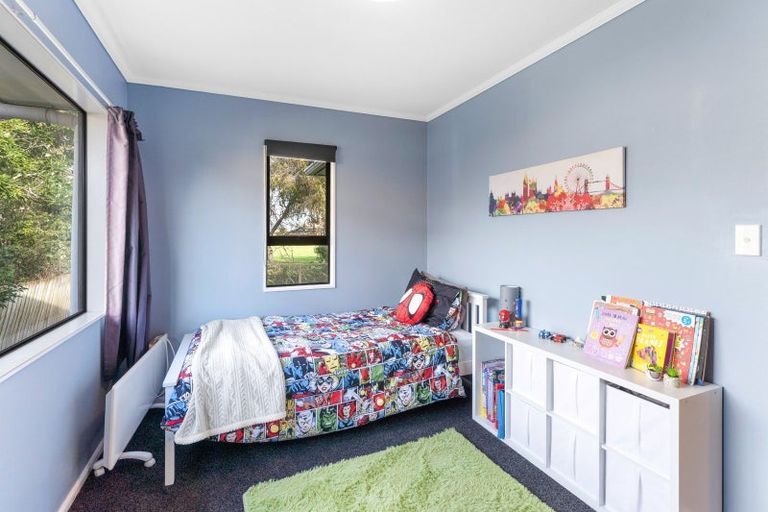 Photo of property in 16 The Avenue, Paraparaumu Beach, Paraparaumu, 5032