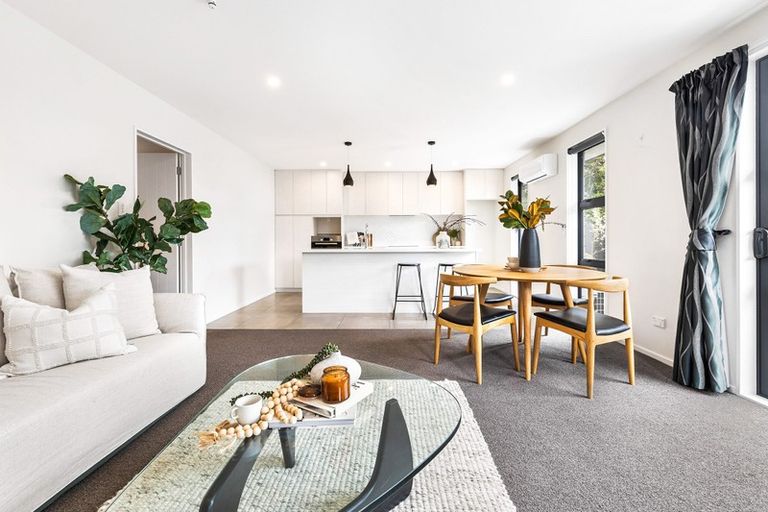 Photo of property in 51c Grafton Street, Waltham, Christchurch, 8011