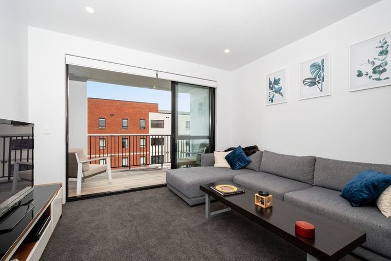 Photo of property in 216/81 Mapou Road, Hobsonville, Auckland, 0616