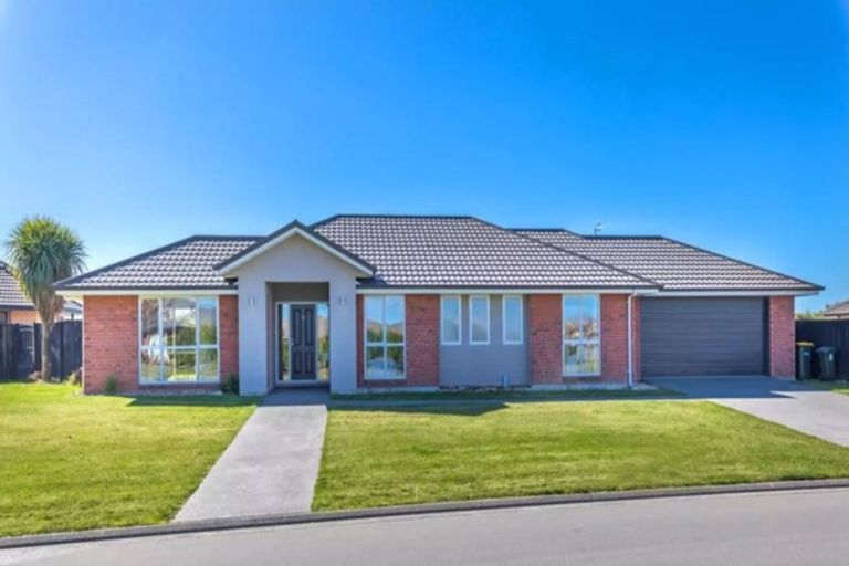 Photo of property in 71 Overbury Crescent, Rolleston, 7614