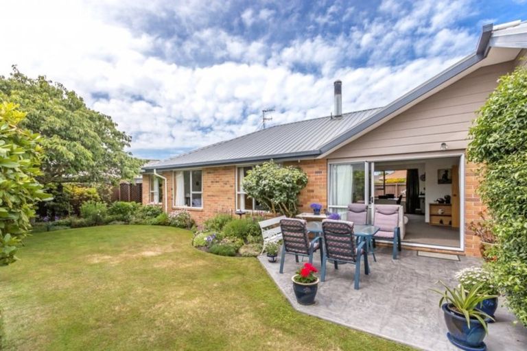 Photo of property in 48 Ben Nevis Drive, Broomfield, Christchurch, 8042