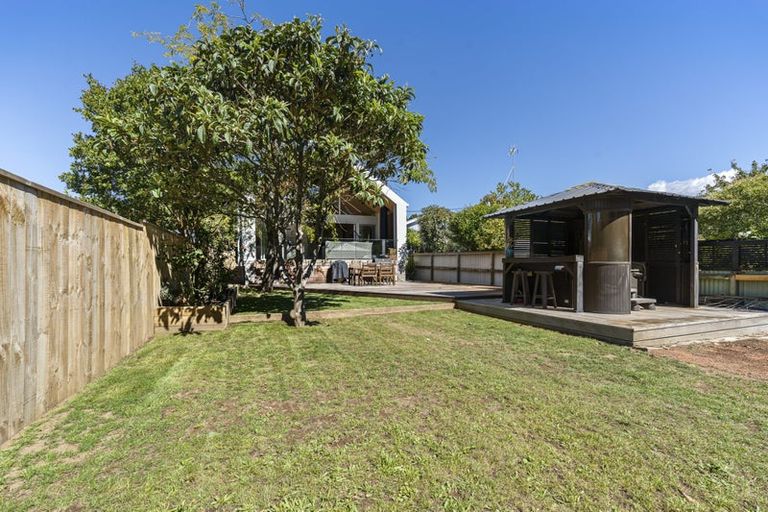 Photo of property in 6 Aubrey Street, New Plymouth, 4310