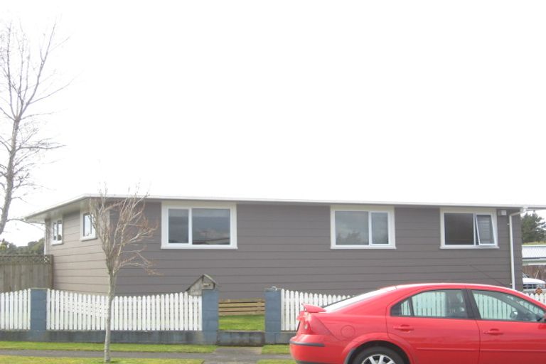 Photo of property in 30 Oberon Street, Stratford, 4332