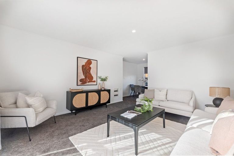 Photo of property in 16a Kowhai Avenue, Rangiora, 7400