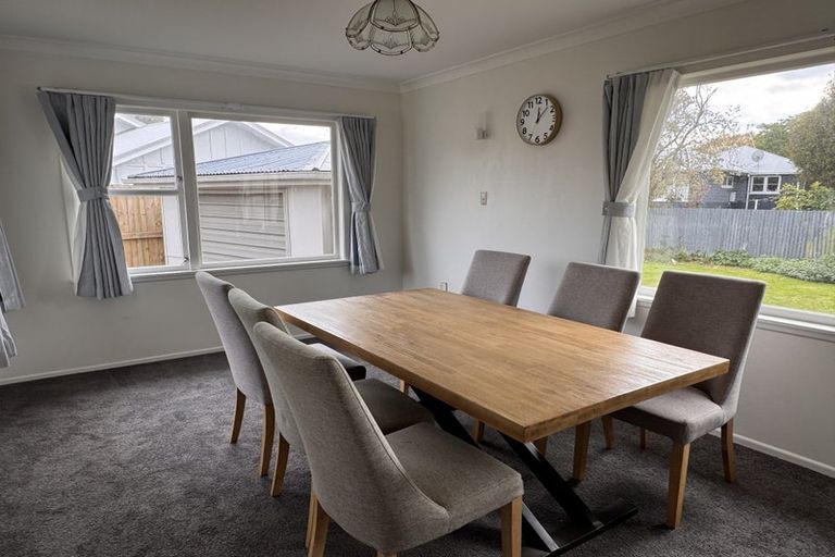 Photo of property in 21 Bond Street, Hokowhitu, Palmerston North, 4410
