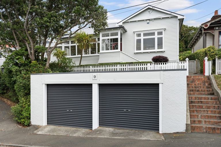 Photo of property in 9 Farm Road, Northland, Wellington, 6012
