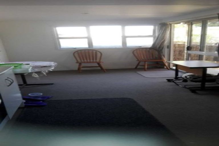 Photo of property in 120 Sunset Road, Unsworth Heights, Auckland, 0632