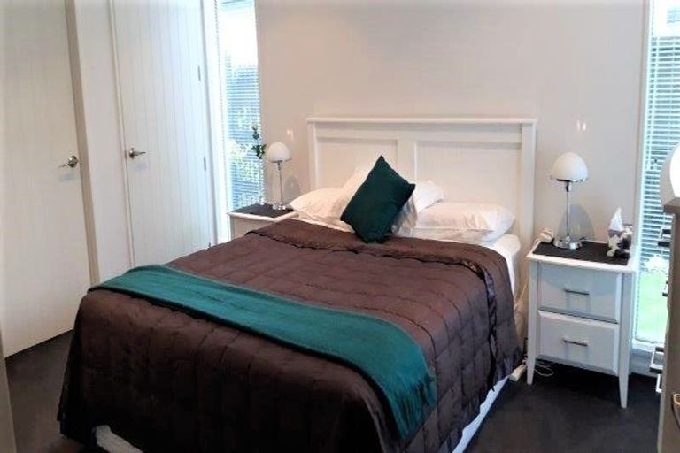 Photo of property in 11 Riverbank Road, Northwood, Christchurch, 8051