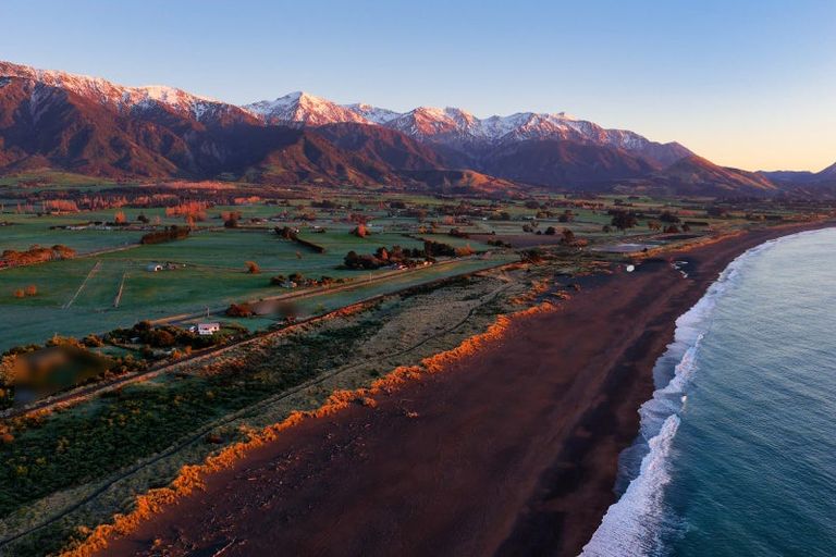 Photo of property in 44 Beach Road, Kaikoura Flat, Kaikoura, 7371