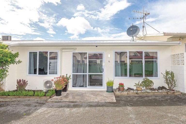 Photo of property in 4/4 Campbell Street, Whanganui, 4500