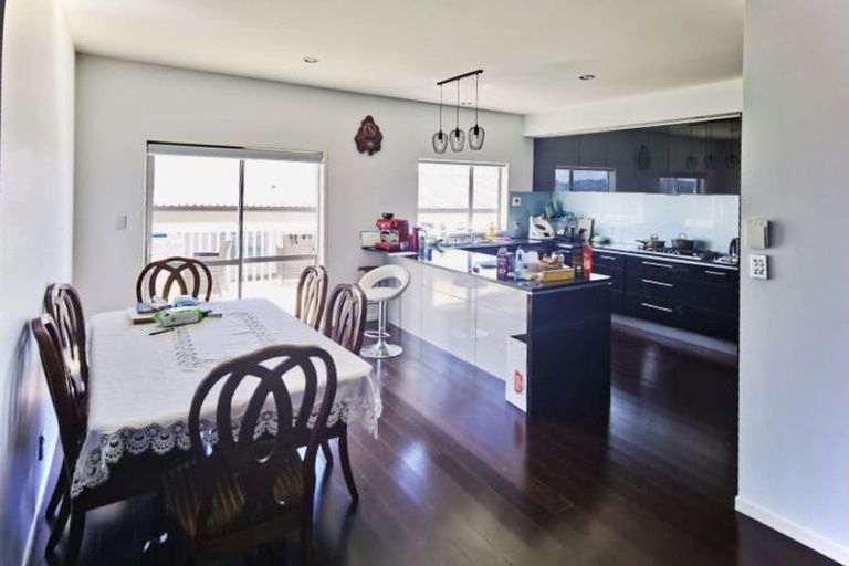 Photo of property in 72 Oakway Drive, Schnapper Rock, Auckland, 0632