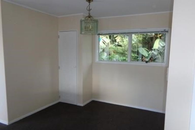 Photo of property in 1/341 Royal Road, Massey, Auckland, 0614
