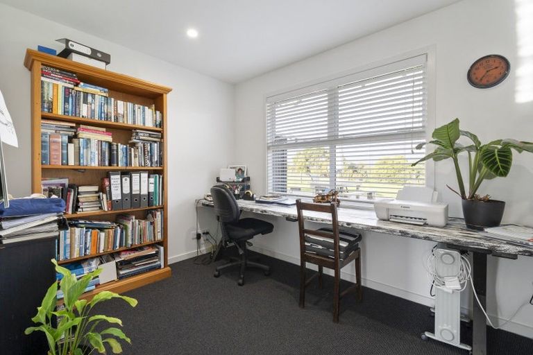 Photo of property in 172 Hendersons Line, Kelvin Grove, Palmerston North, 4470