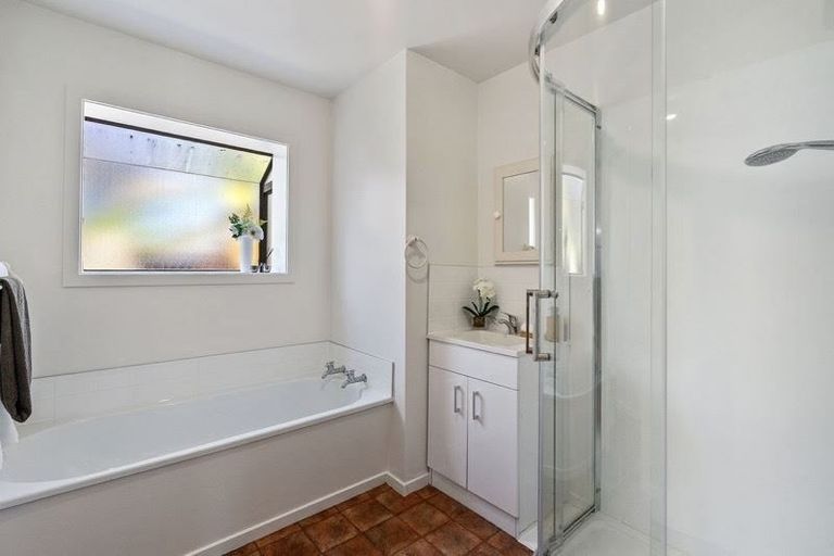 Photo of property in 5 Loreto Place, Hornby, Christchurch, 8042