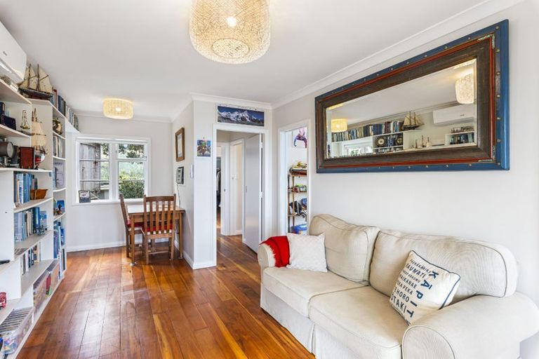 Photo of property in 10 Rosetta Road, Raumati South, Paraparaumu, 5032