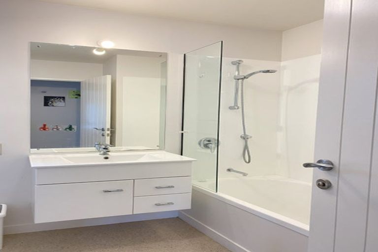Photo of property in 47a Percy Dyett Drive, Karori, Wellington, 6012