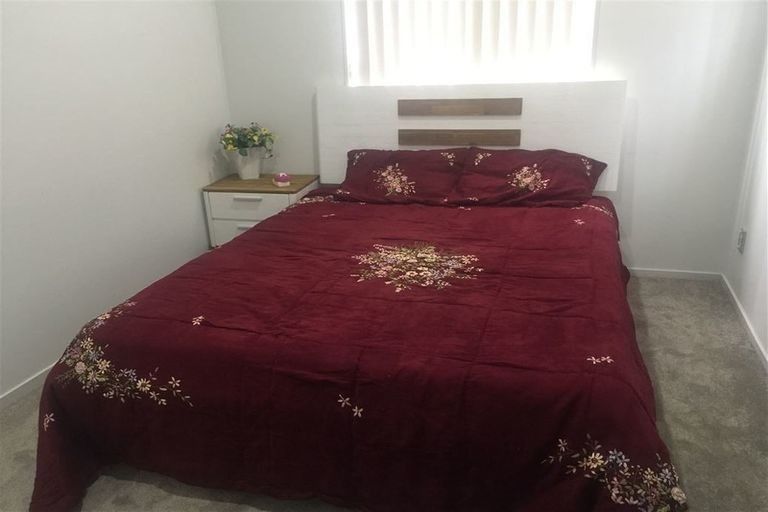 Photo of property in 10c Carlos Drive, Flat Bush, Auckland, 2016