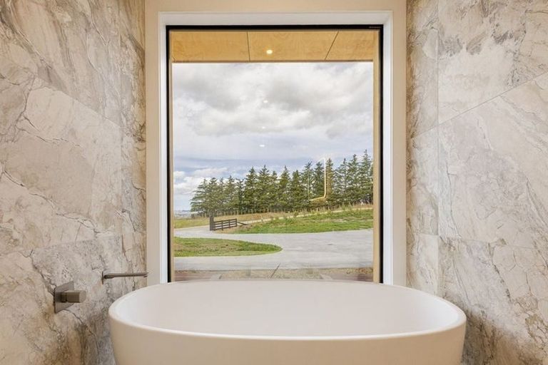 Photo of property in 47 Waiou Road, Waipukurau, 4281