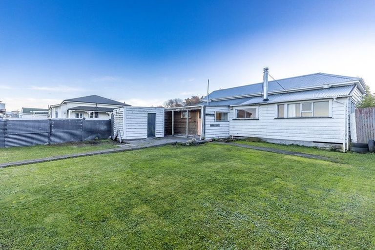 Photo of property in 5 Collins Street, Waipawa, 4210