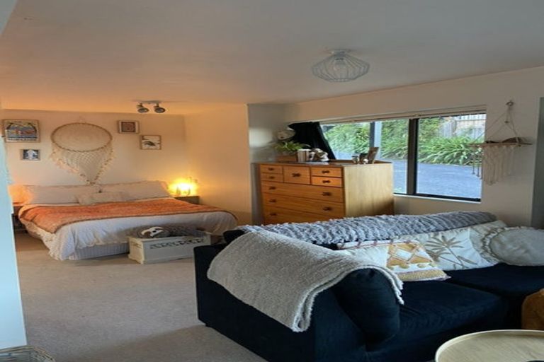 Photo of property in 1/51b Sunset Road, Totara Vale, Auckland, 0632