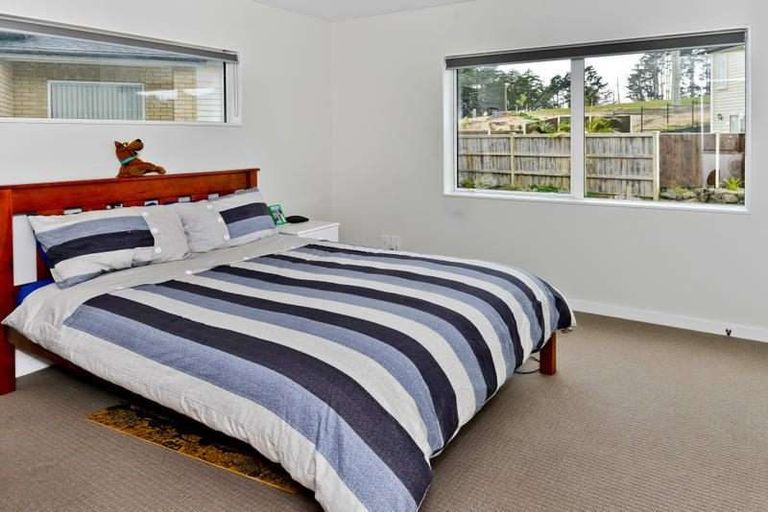 Photo of property in 113 Laurel Oak Drive, Schnapper Rock, Auckland, 0632