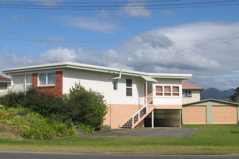 Photo of property in 115 Hunt Road, Whangamata, 3620