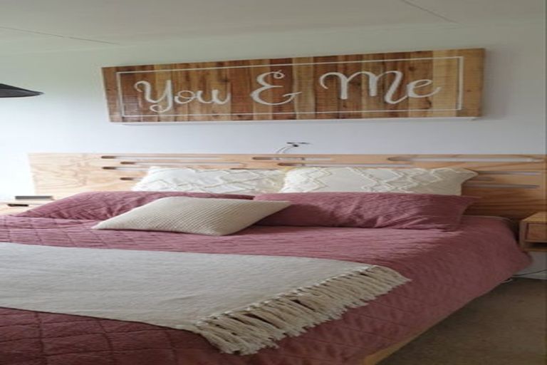 Photo of property in 14 Lees Grove, Wainuiomata, Lower Hutt, 5014