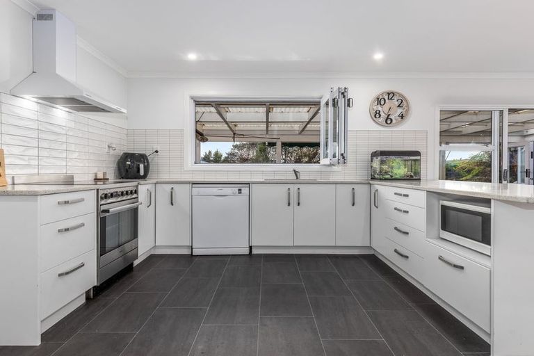 Photo of property in 13 Bowen Street, Levin, 5510