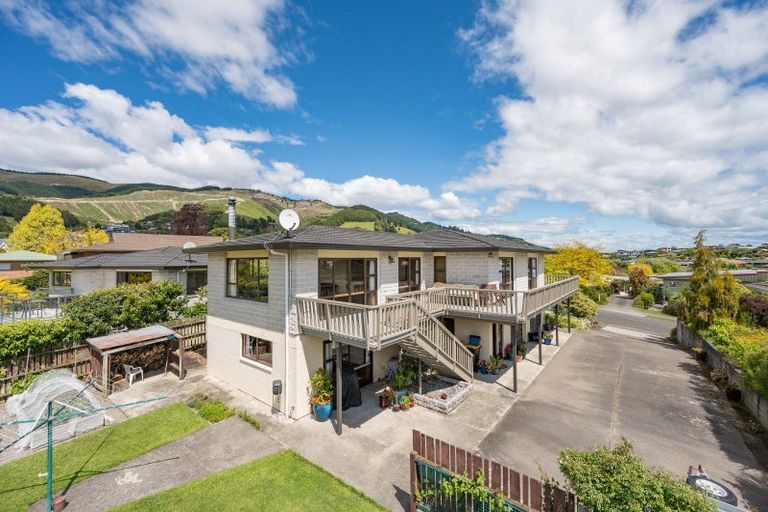 Photo of property in 8 Farnham Drive, Richmond, 7020