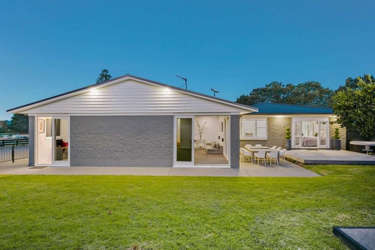 Photo of property in 247 Burtt Road, Paerata, Drury, 2578