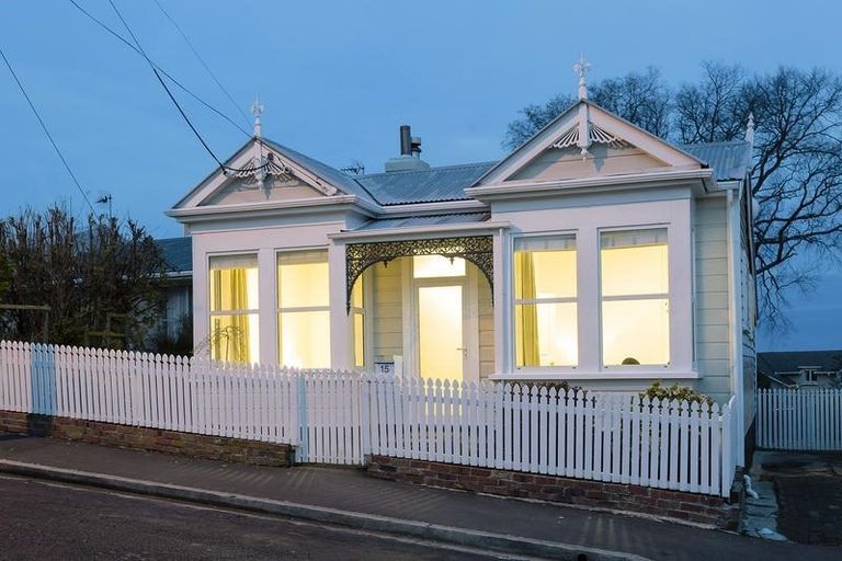Photo of property in 15 Peel Street, Mornington, Dunedin, 9011