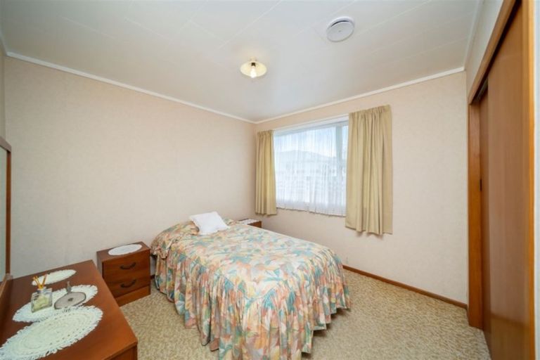 Photo of property in 11 Puriri Street, Hawera, 4610